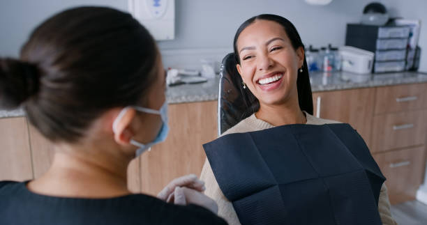 Best Tooth Extraction  in Lauderdale Lakes, WI